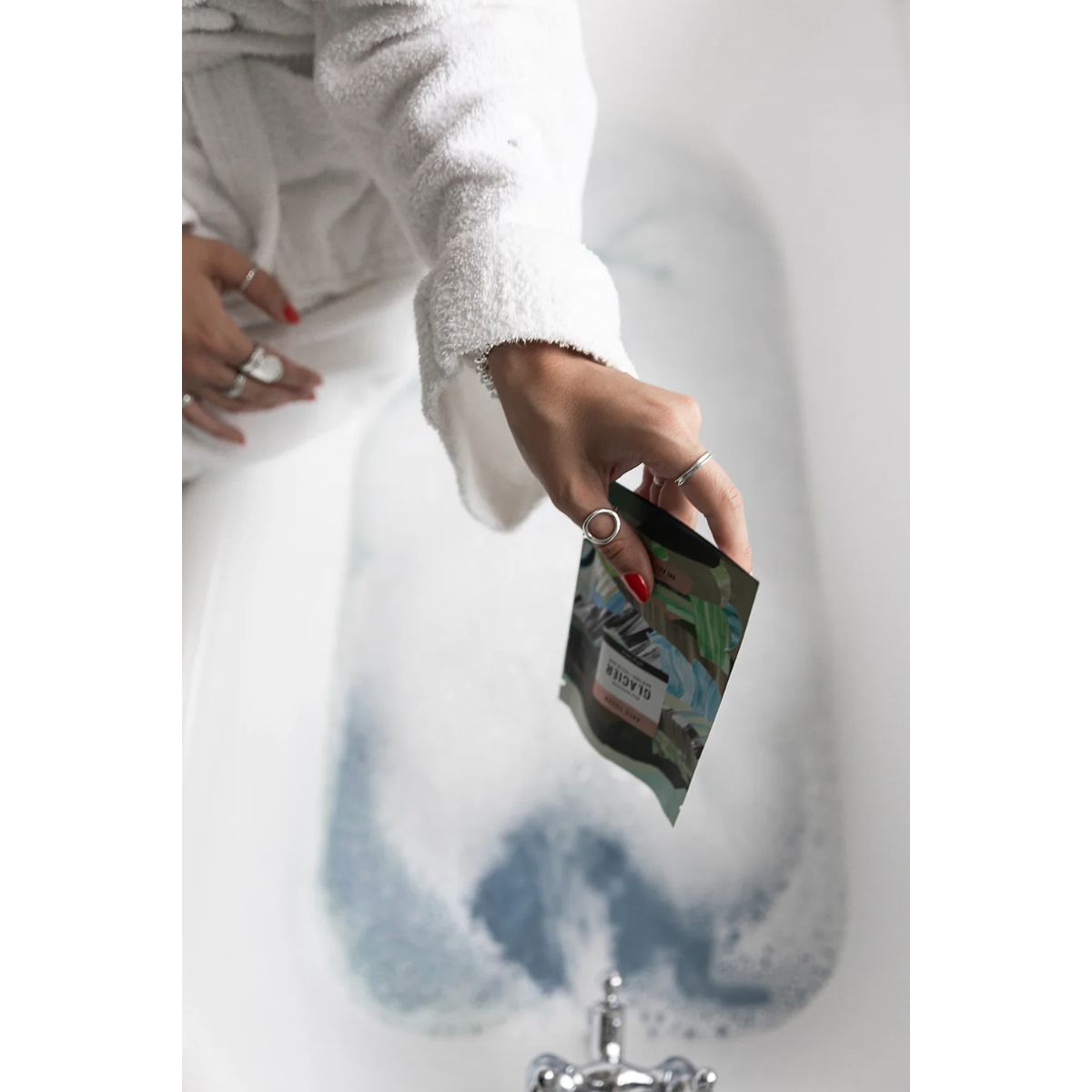 Glacier Foaming Bath Soak - Public Mercantile