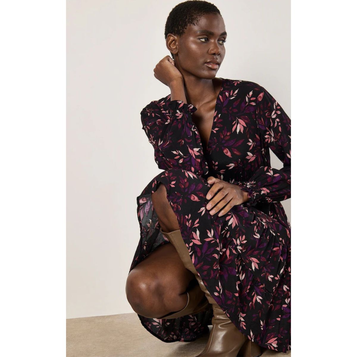 Trailing Leaves Tier Button Dress — Burgandy