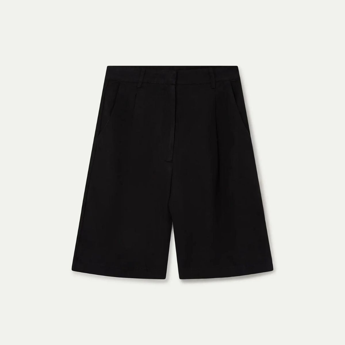 Black Tailored Shorts — Wild Pony - Public Mercantile