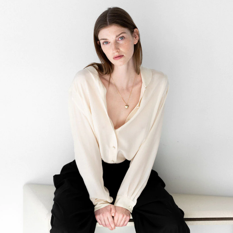 Classic Gold Heart Locket Necklace — Lisbeth