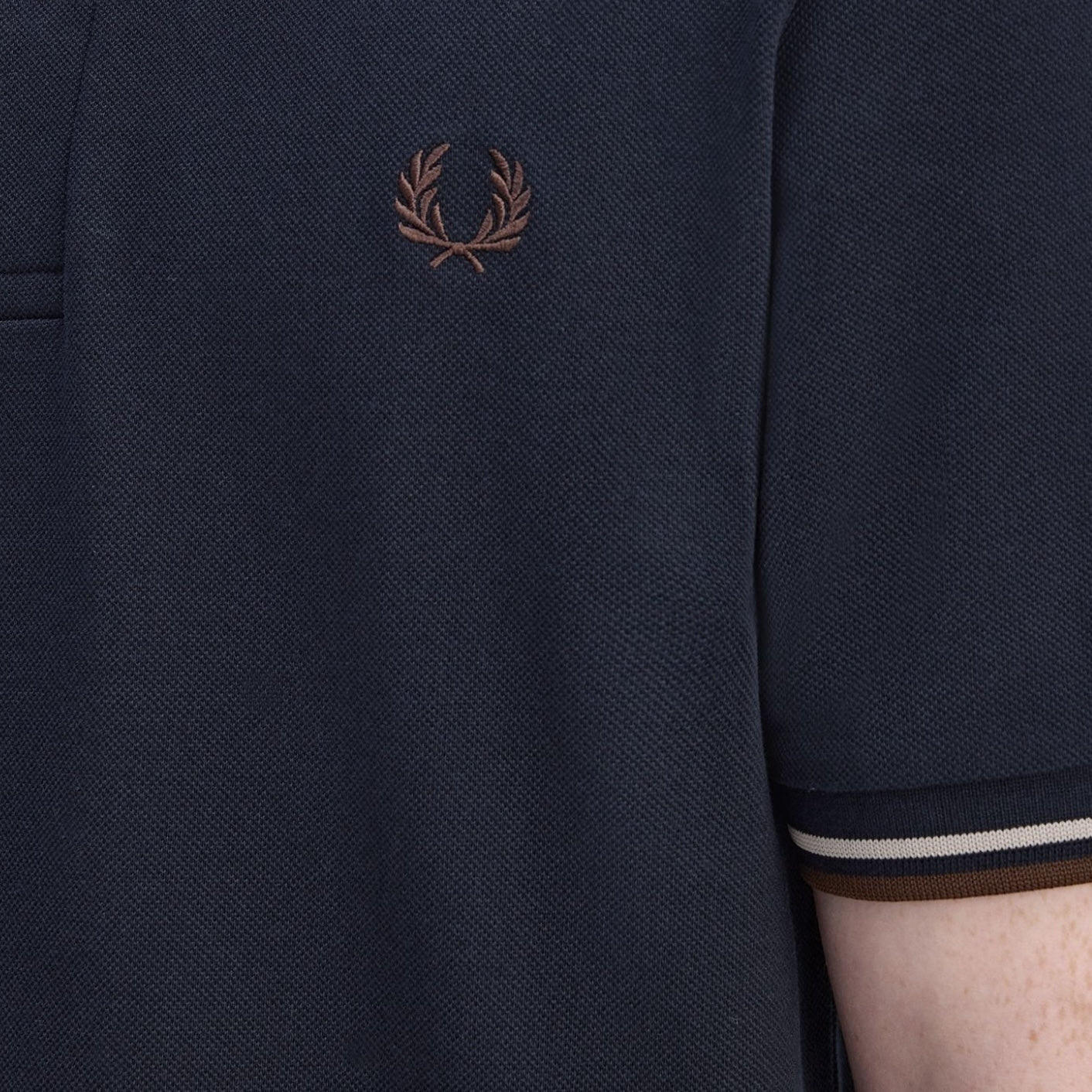 Fred Perry Twin Tipped T-Shirt - Navy / Warm Oat / Burnt Tobacco