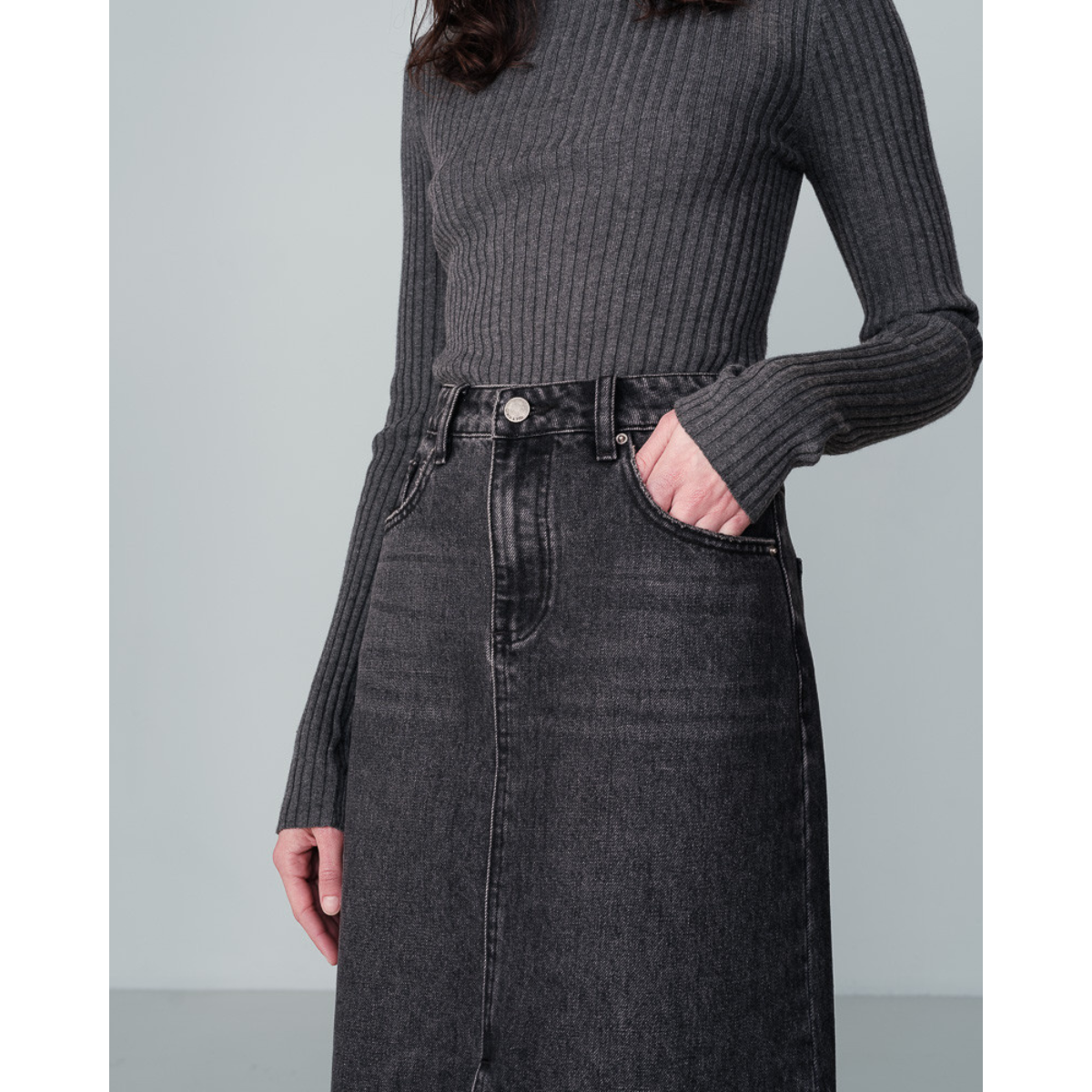 Grace & Mila Paris Next Skirt — Noir - Public Mercantile