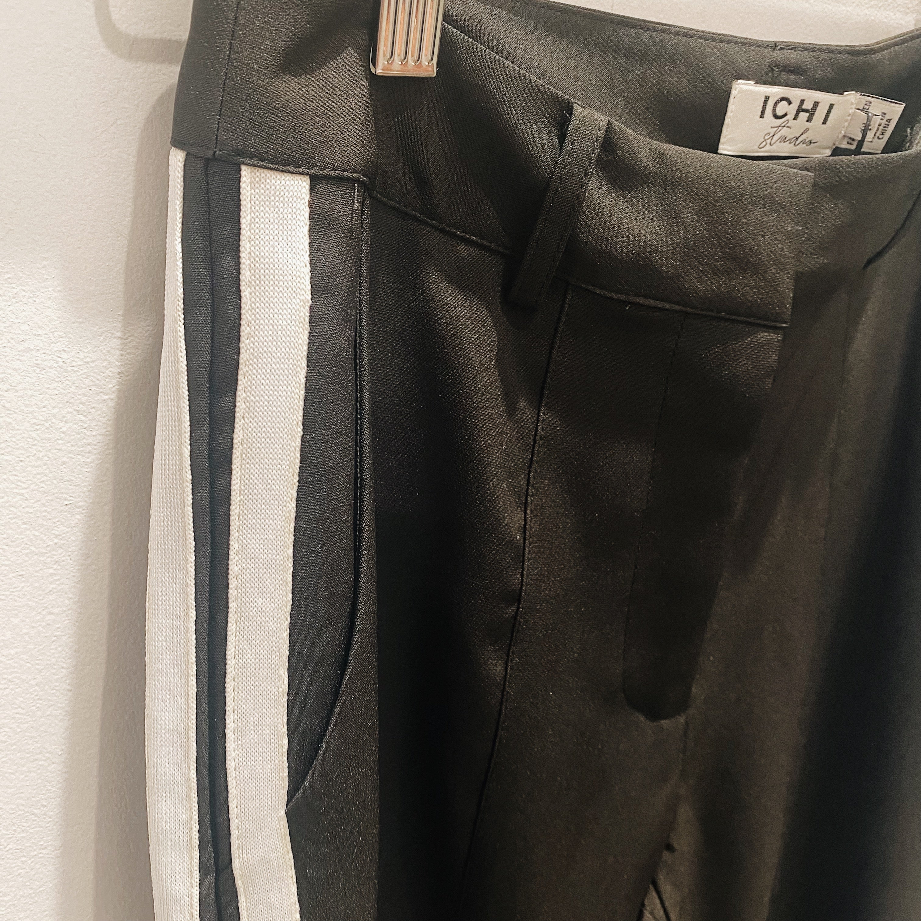 Folavi Twin Stripe Trousers — Black