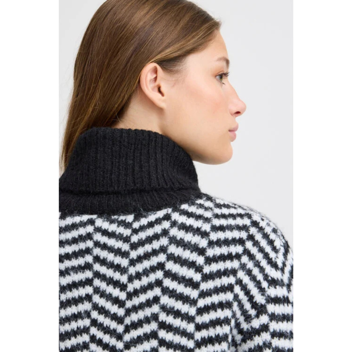 ICHI Copenhagen Bansie Sweater — Black - Public Mercantile
