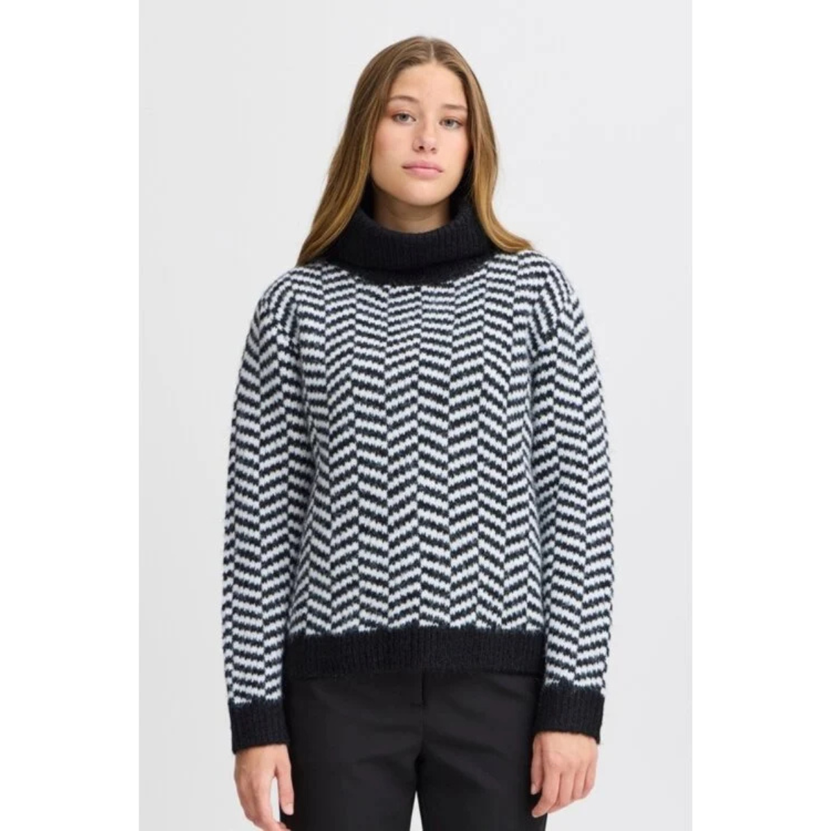 ICHI Copenhagen Bansie Sweater — Black - Public Mercantile