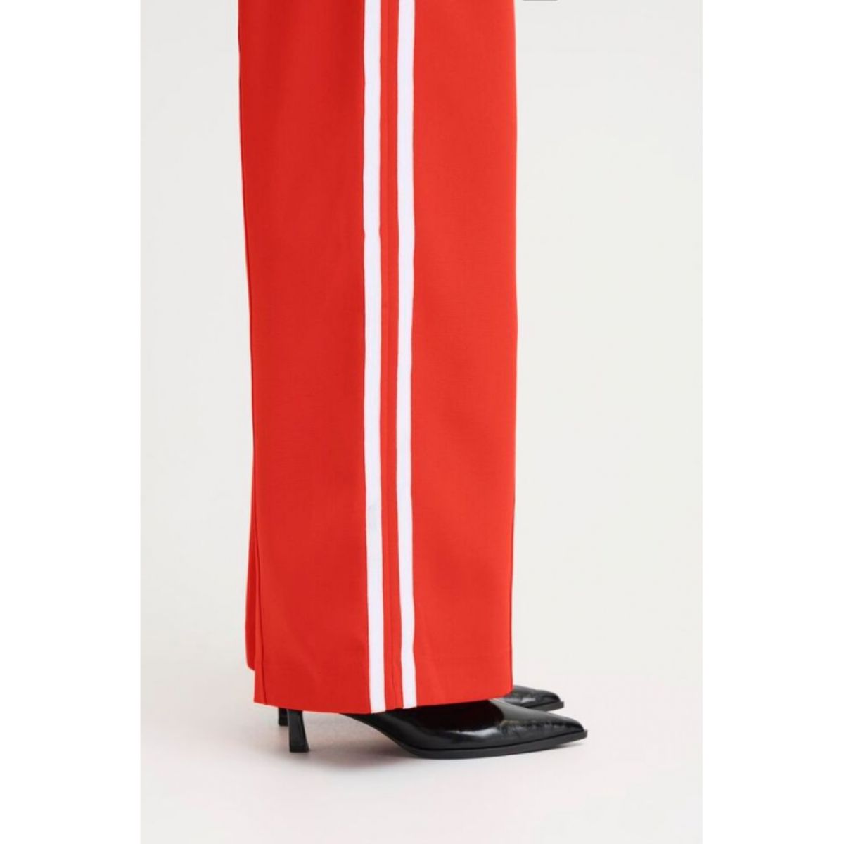 Folavi Twin Stripe Trousers — Black
