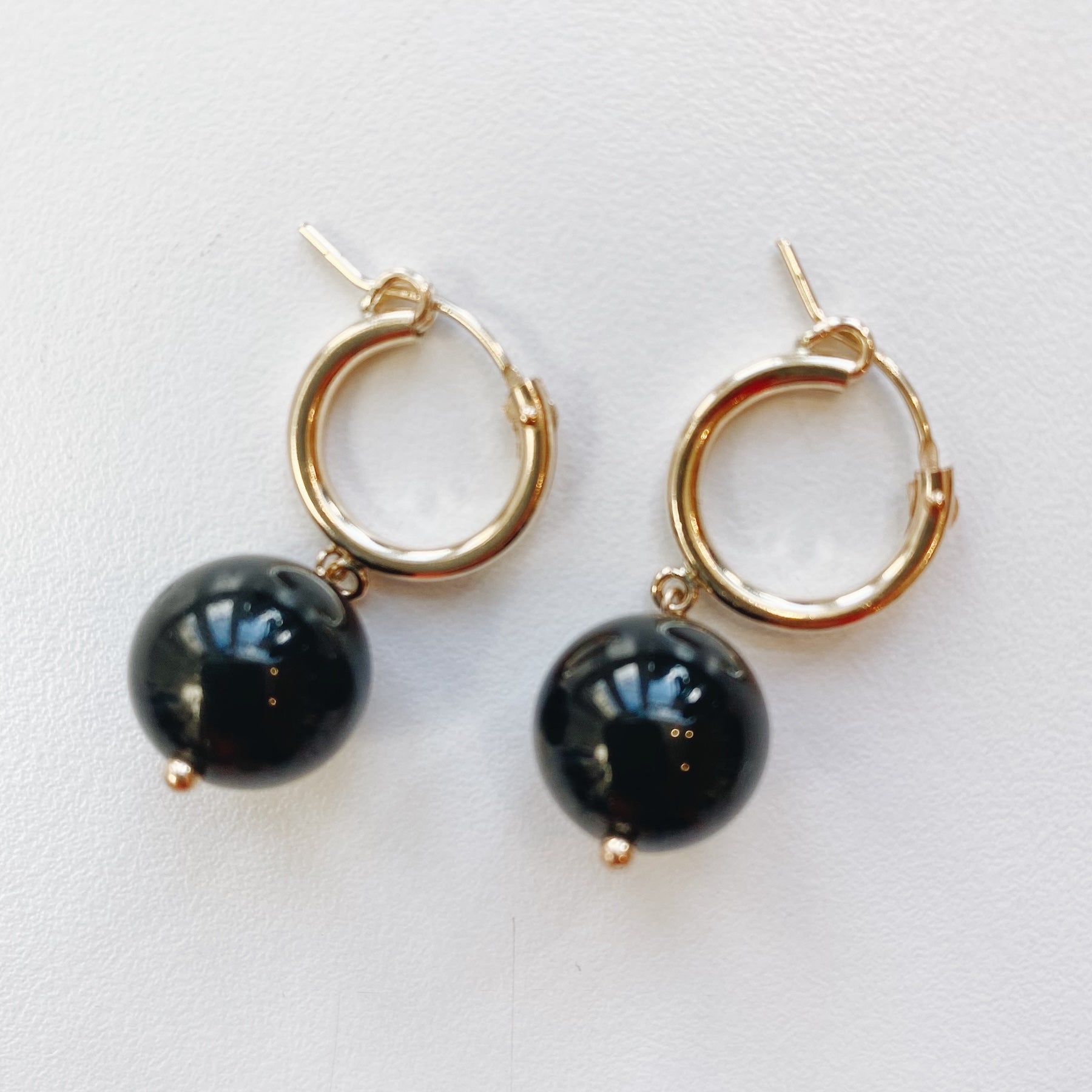 Boucles d'oreilles Boule Tourmaline Noire Or — Lisbeth
