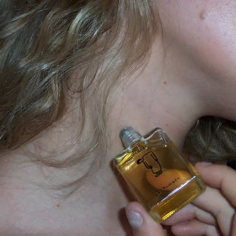 Parfum Genèse — La Tombée