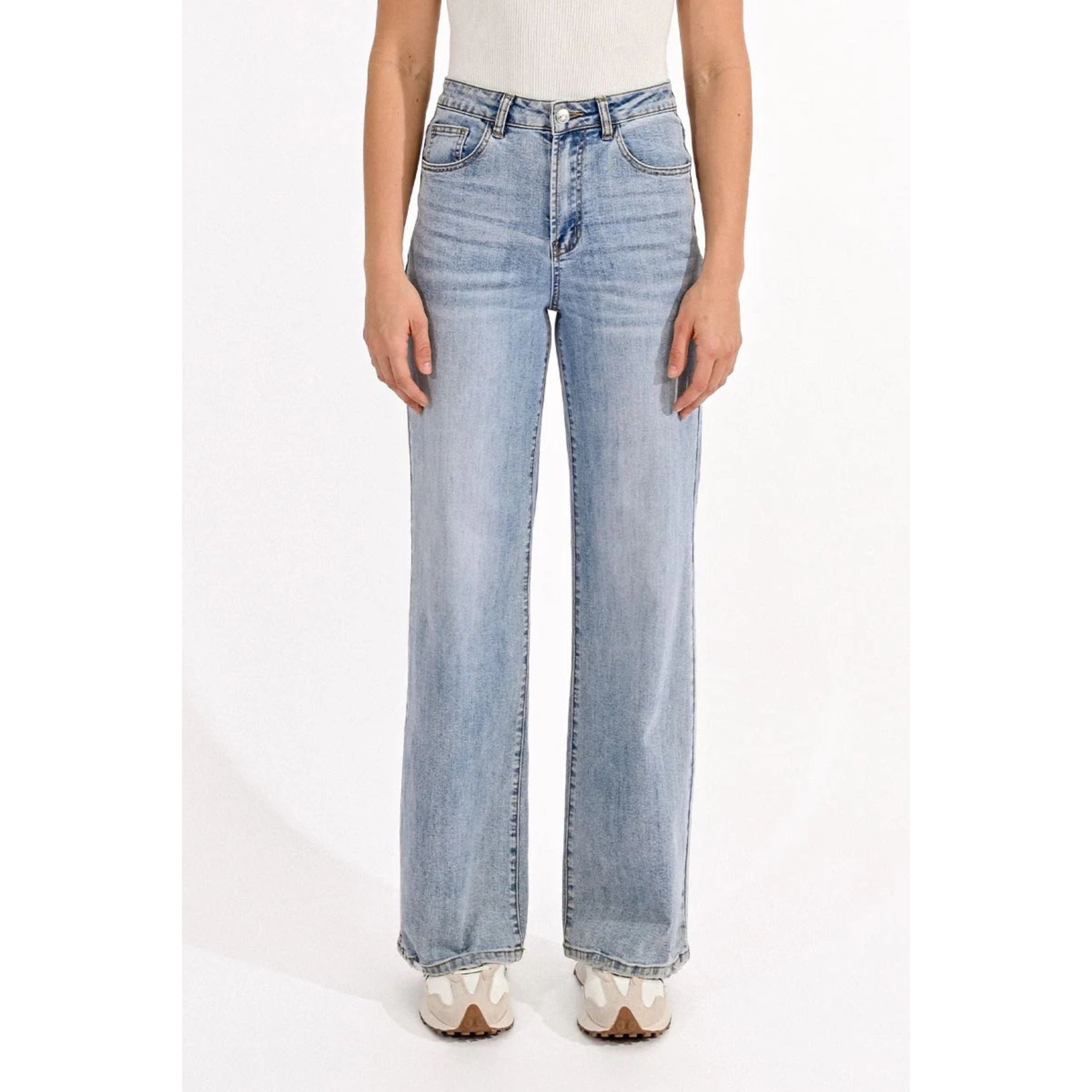 High-Waisted Jeans — Light Denim
