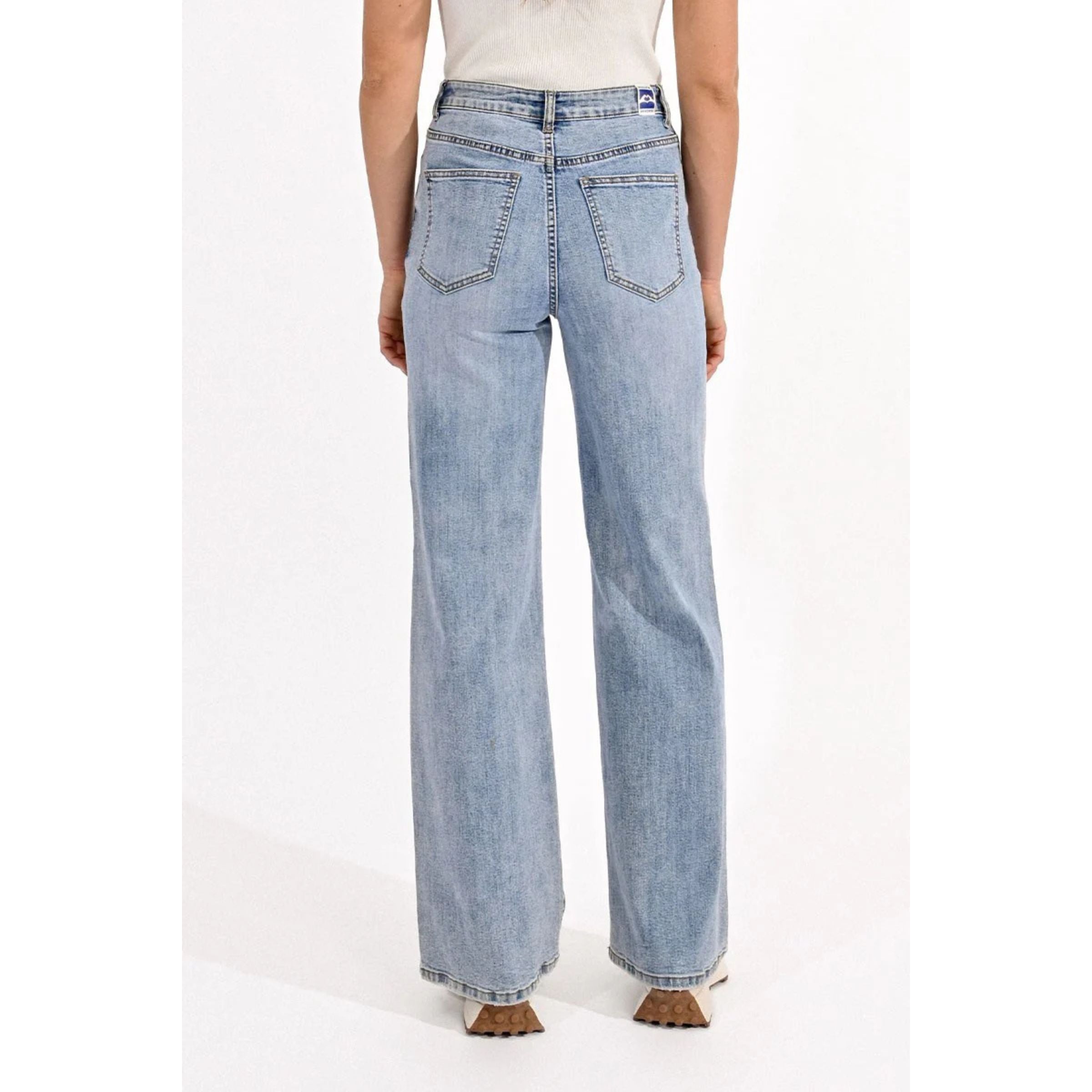 High-Waisted Jeans — Light Denim