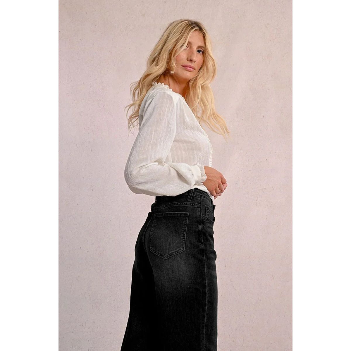 High-Waisted Jeans — Black - Public Mercantile