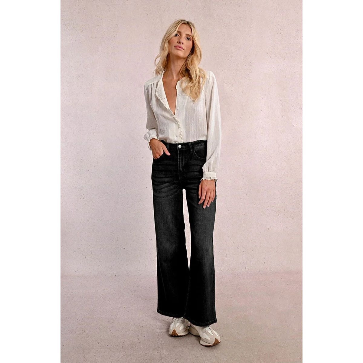 High-Waisted Jeans — Black - Public Mercantile