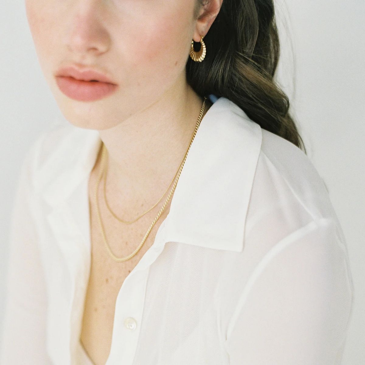 Naomi Gold Earrings — Lisbeth