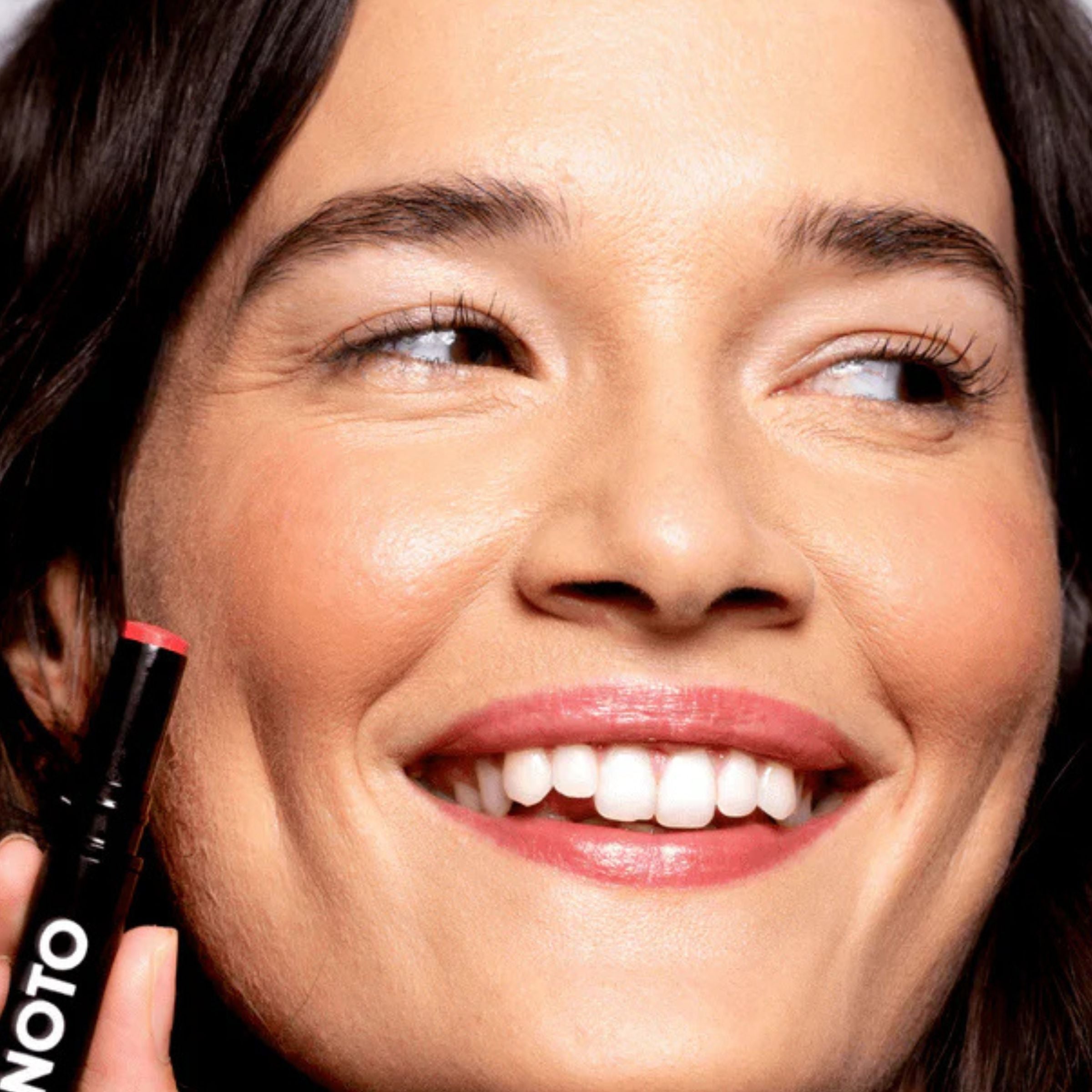 NOTO Multi-Bene Stain Stick — Touch