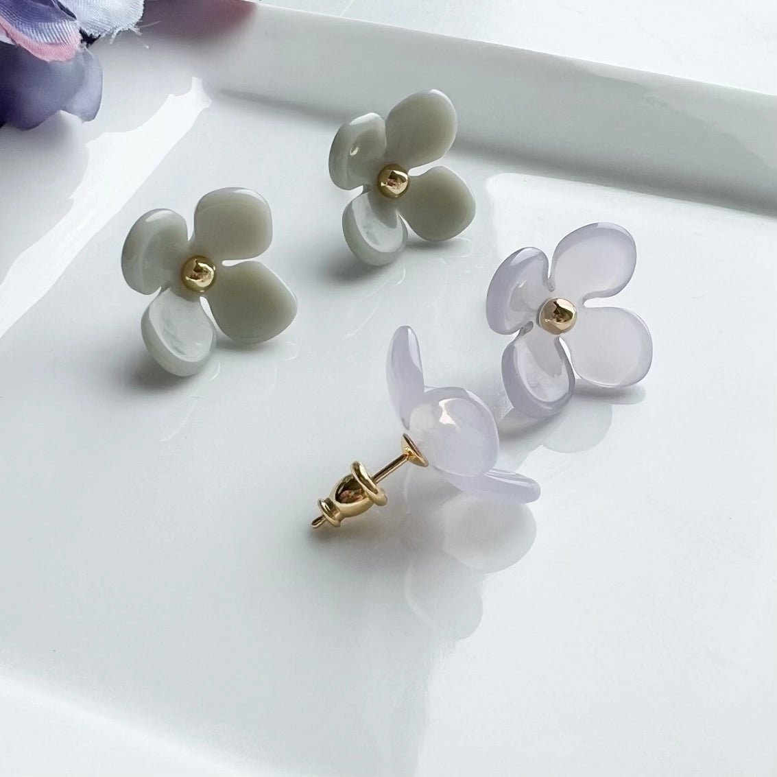Boucles d'oreilles à tige en acétate d'hortensia