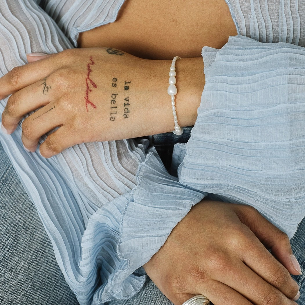 Avery Bracelet Pearl - Kara Yoo - Public Mercantile