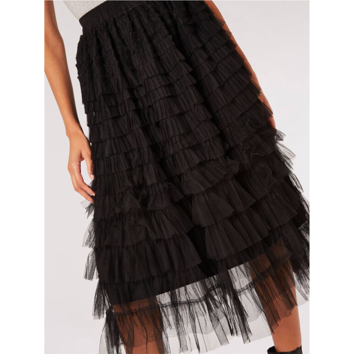 Tulle Ruffle Tiered Midi Skirt — Black