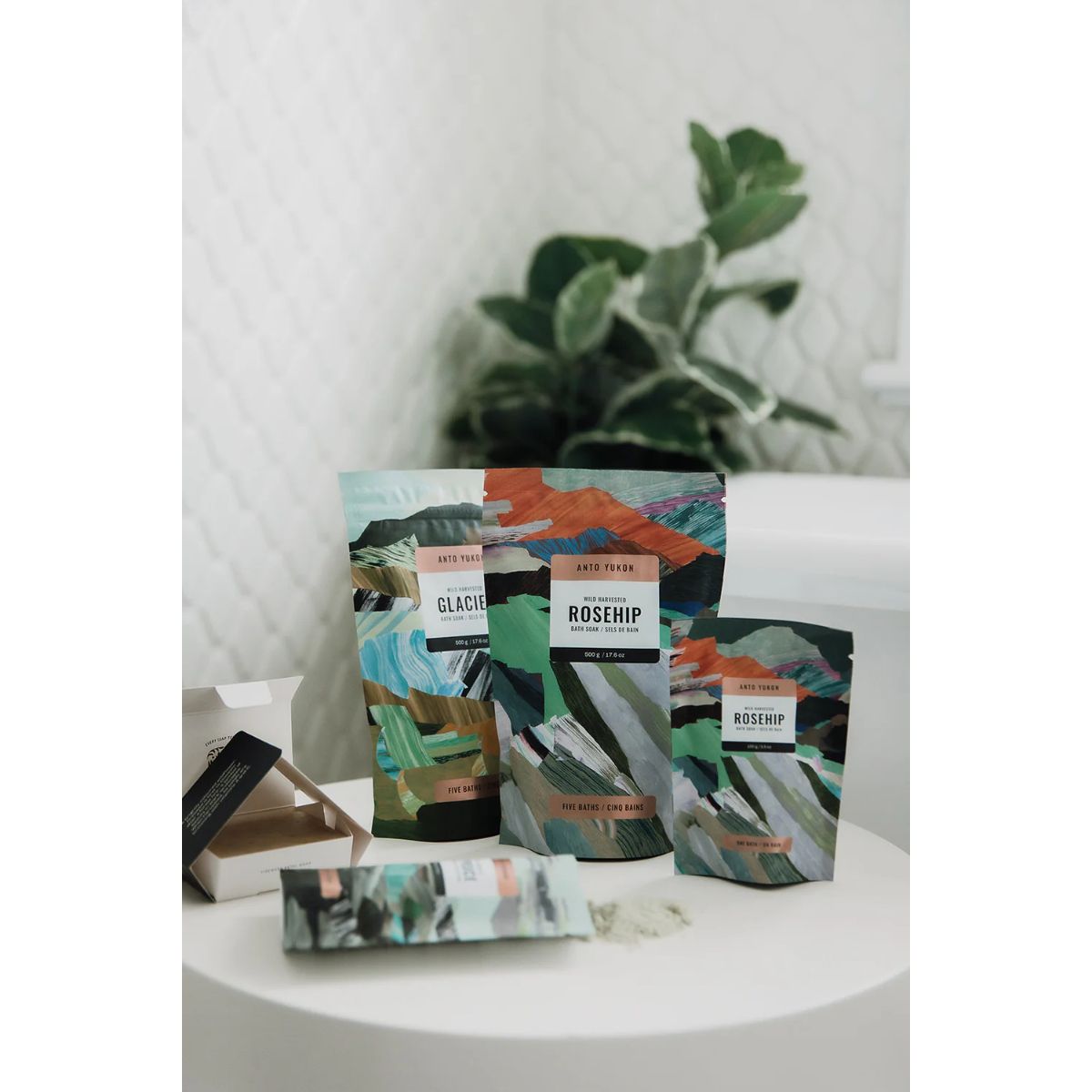 Rosehip Foaming Bath Soak - Public Mercantile