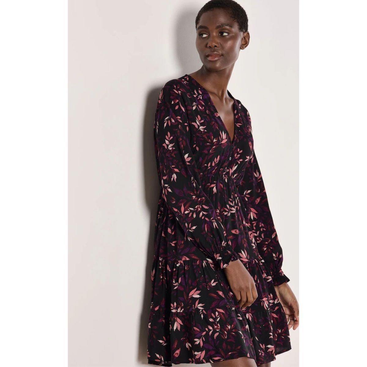 Trailing Leaves Tier Button Dress — Burgandy