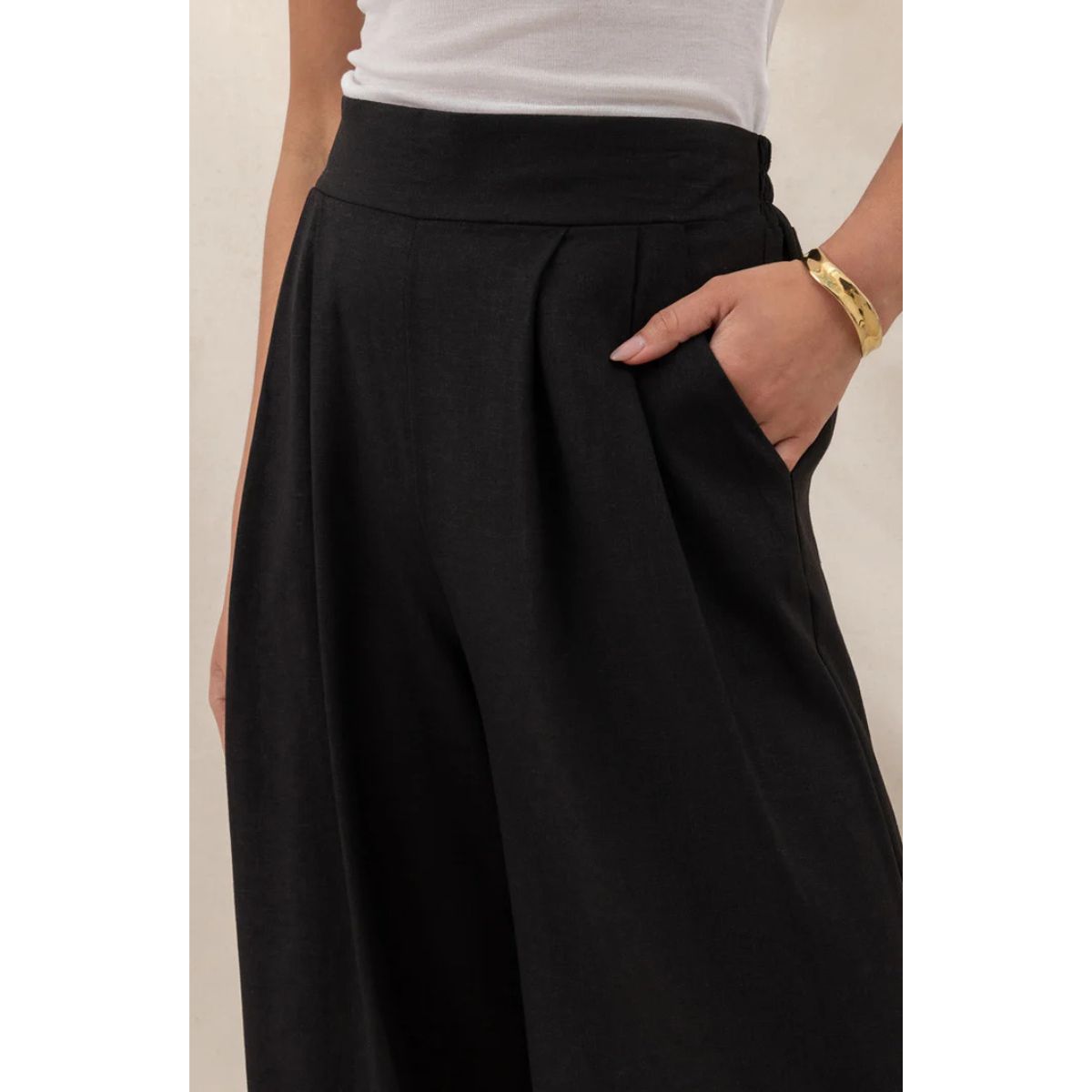 Alexis Linen Trousers — Black - Public Mercantile