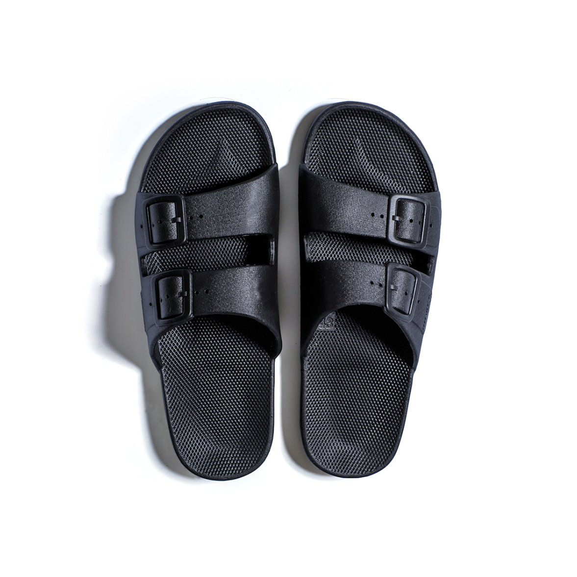 Freedom Moses Basic Slides — Black - Public Mercantile