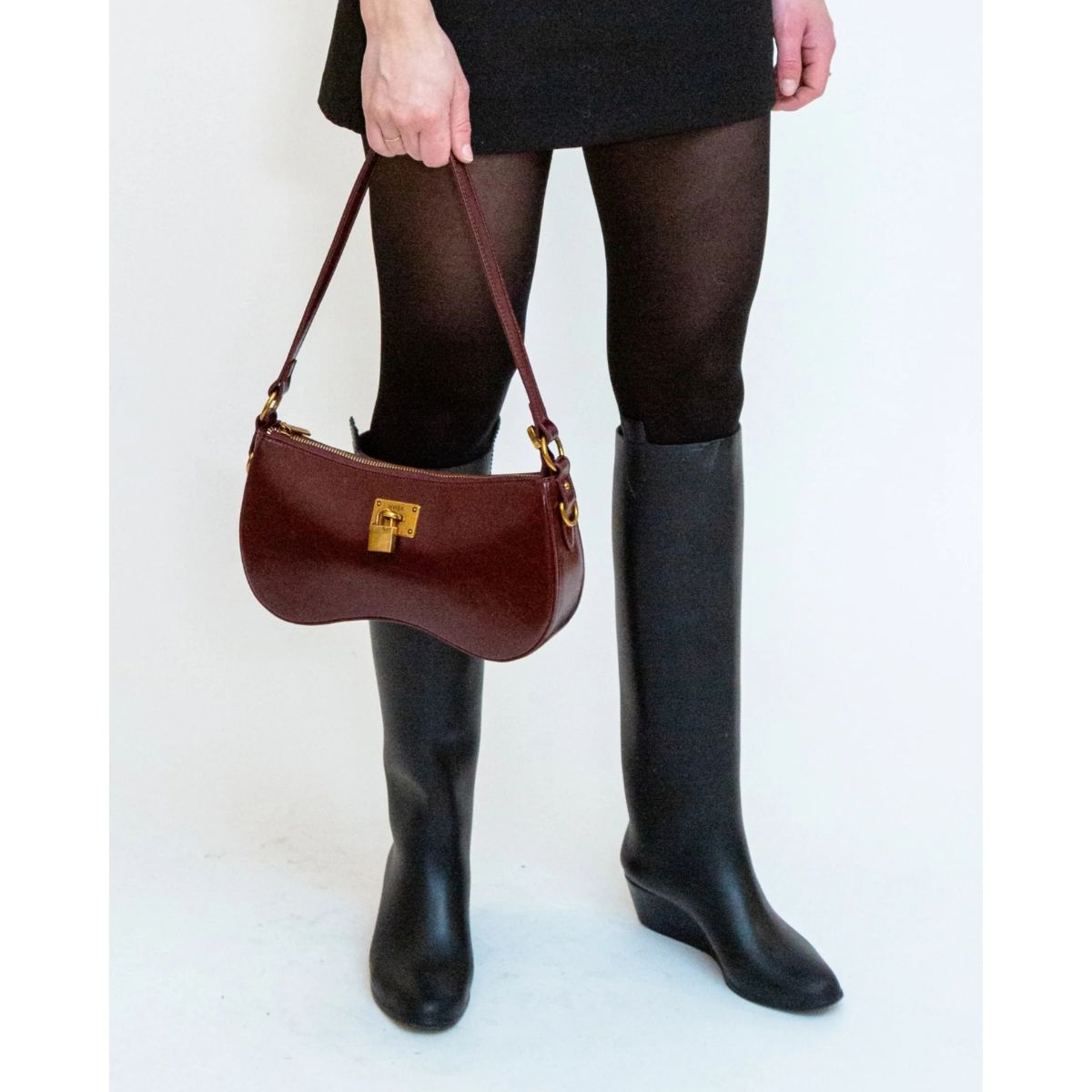 HVISK Basel Raw Padlock Bag — Deep Burgundy - Public Mercantile