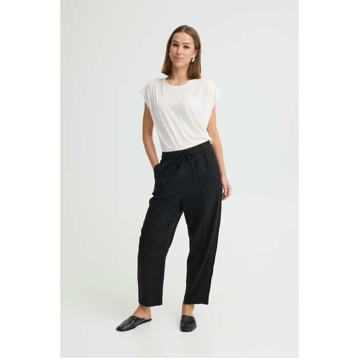 Linno Barrel Linen Pants — Black - Public Mercantile