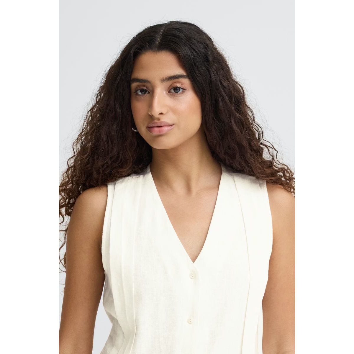 Linno Linen Vest — Cloud Dancer - Public Mercantile