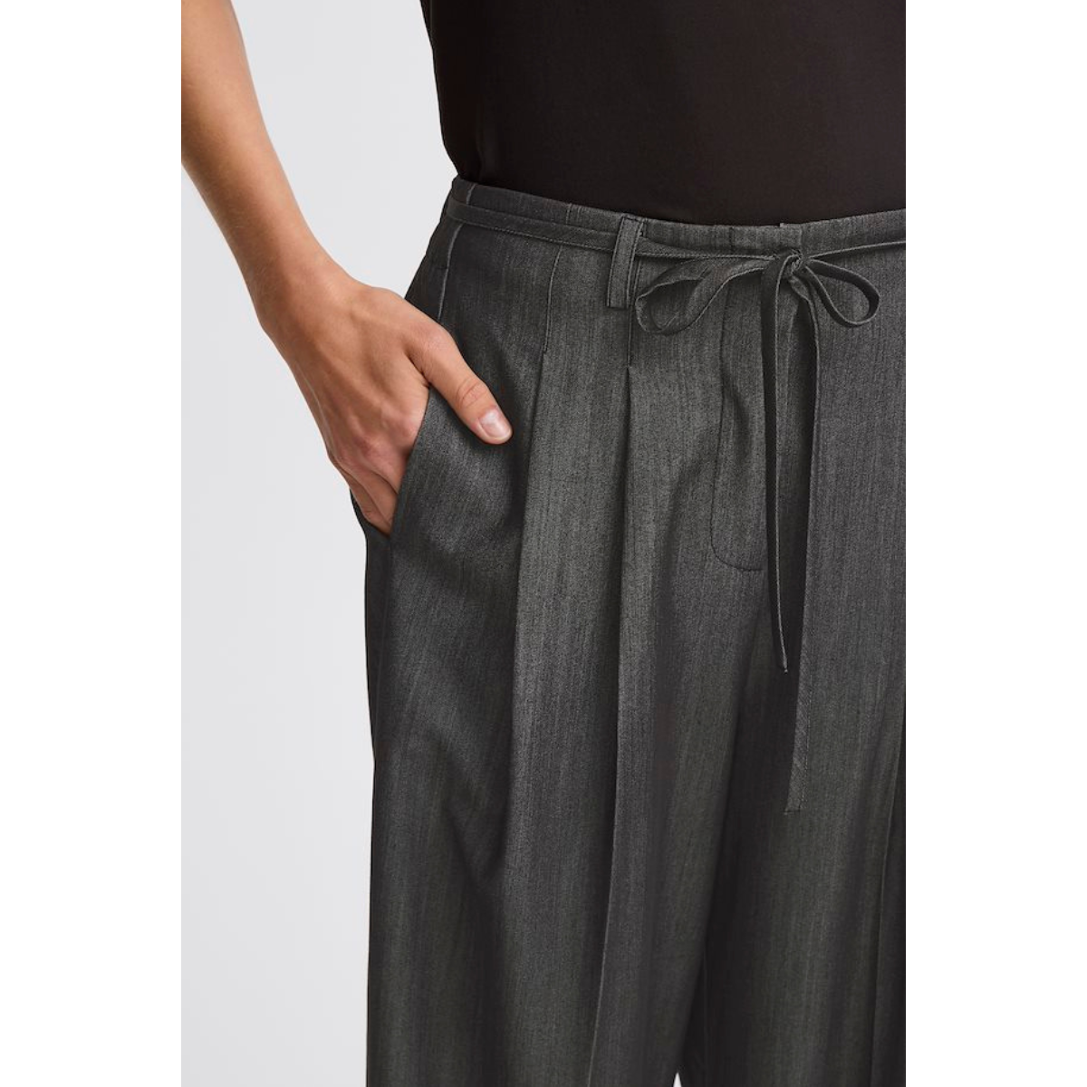 ICHI Copenhagen Hotara Trousers - Black - Public Mercantile