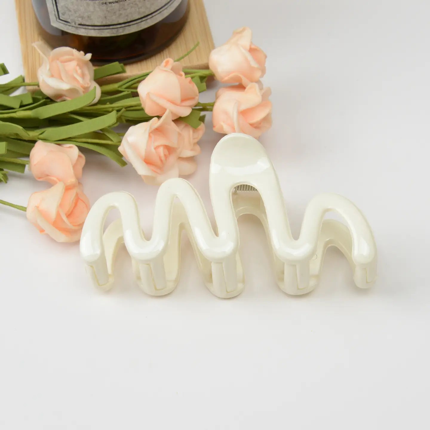 Jelly Squiggle Hair Claw - Public Mercantile