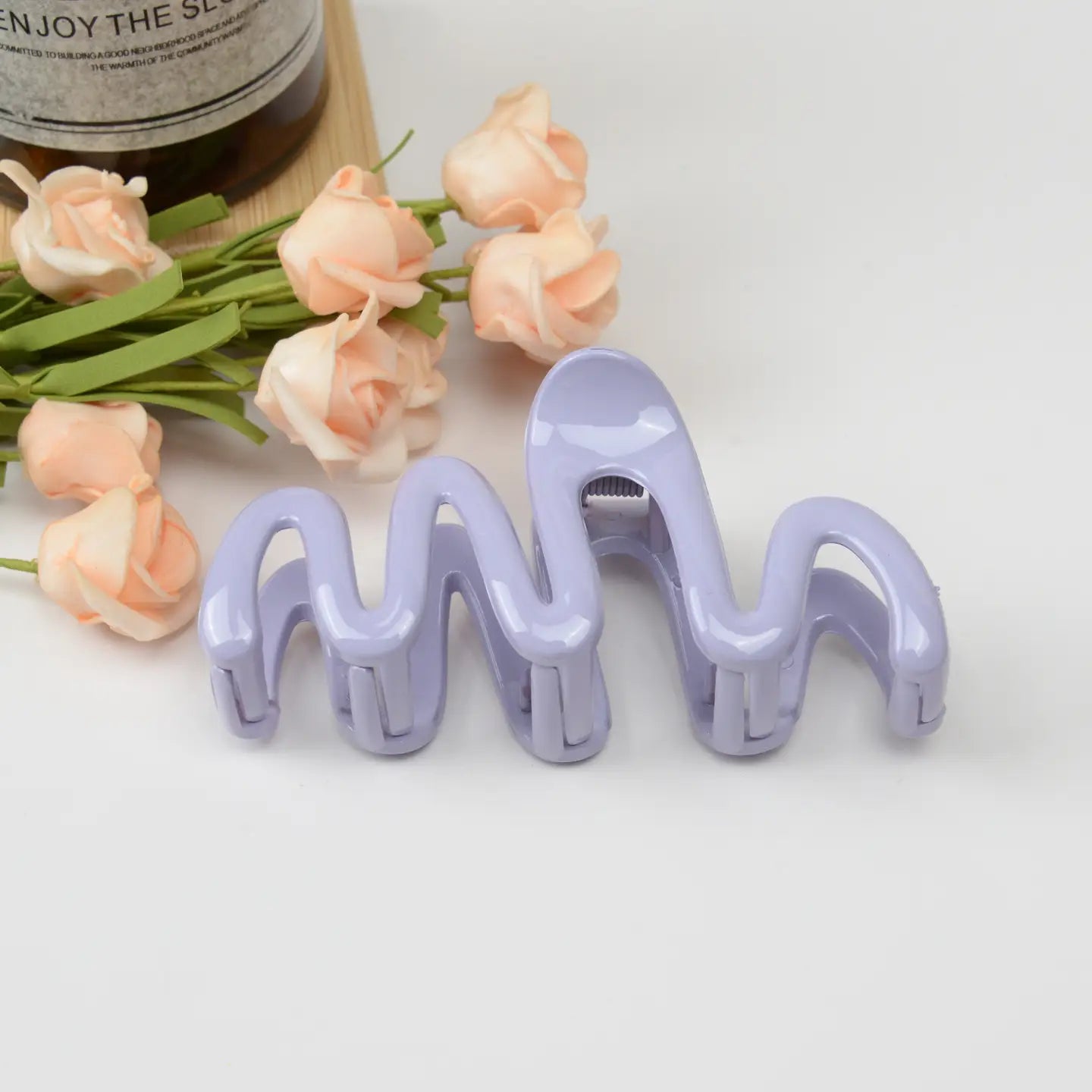 Jelly Squiggle Hair Claw - Public Mercantile