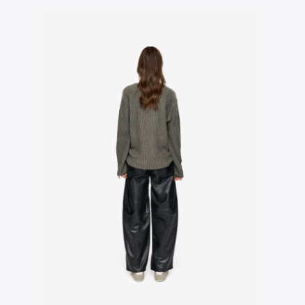 Minimum Gina Mohair V-Neck Jumper — Kambaba - Public Mercantile