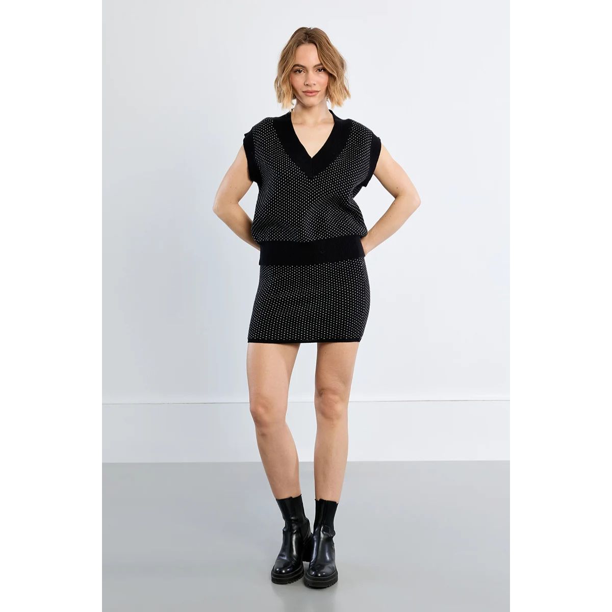 Polka Dot Sweater Vest — Black - Public Mercantile