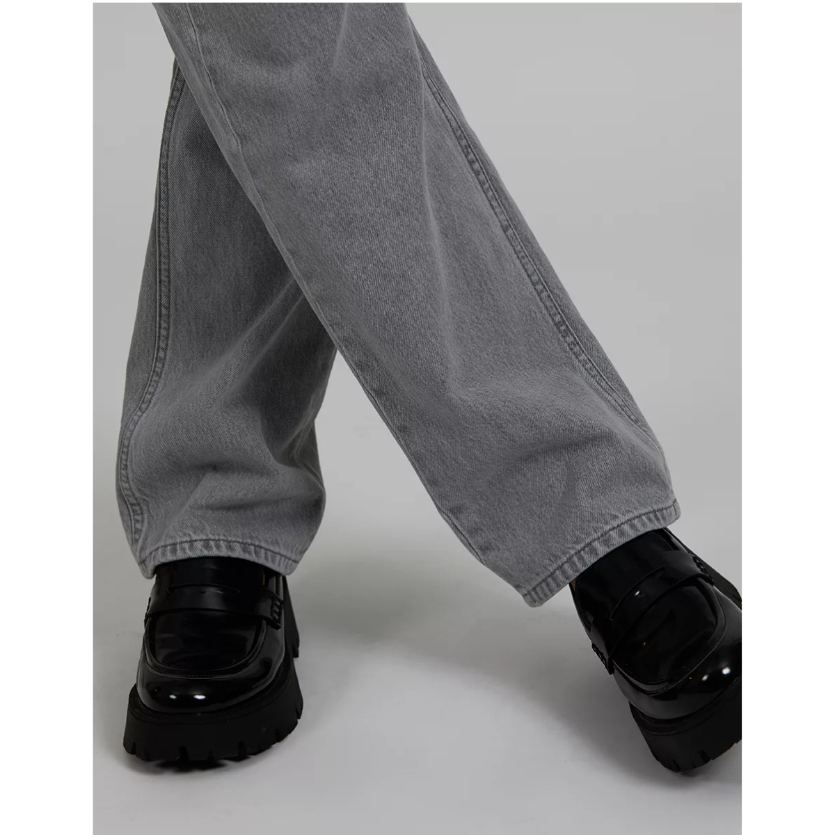 Reiko Porto Straight Jeans — Denim G-662 - Public Mercantile