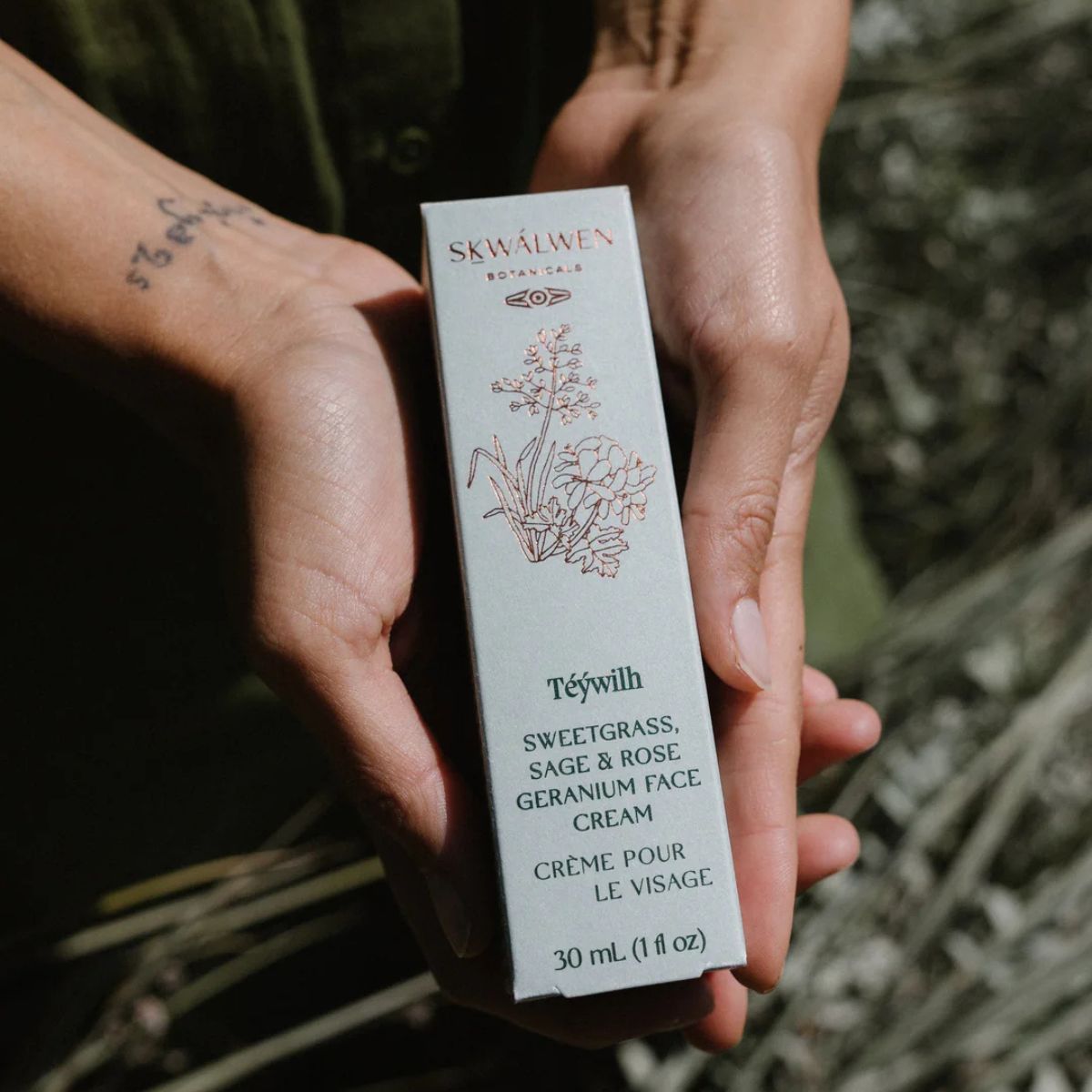 Huile nourrissante pour le visage à la rose sauvage de Kalkáy — Skwálwen Botanicals 