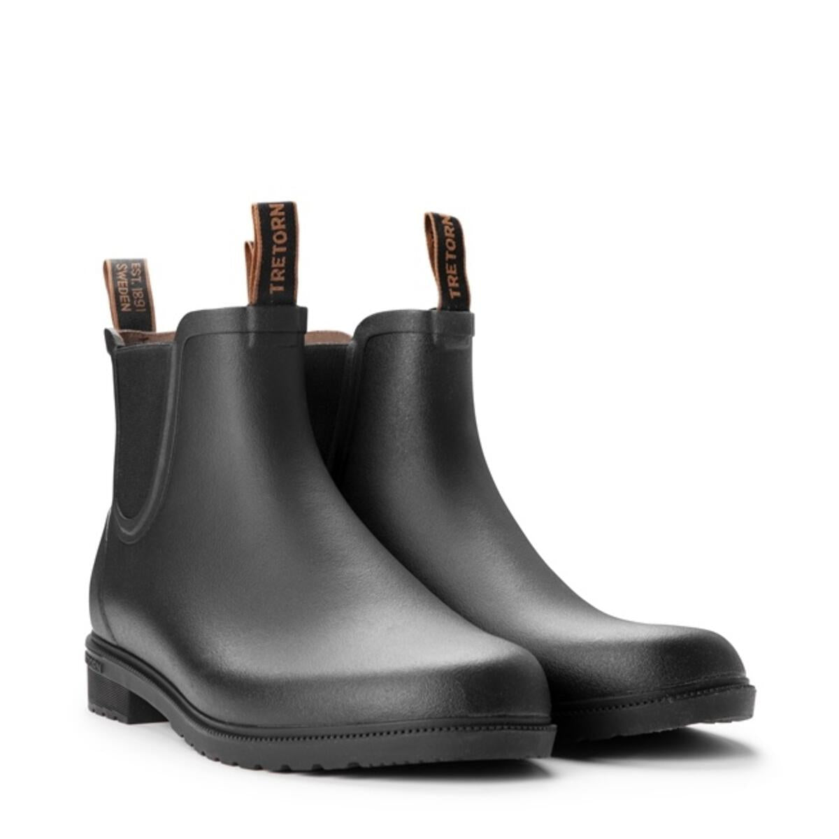 Tretorn Chelsea Classic Rain Boot — Black/Black - Public Mercantile