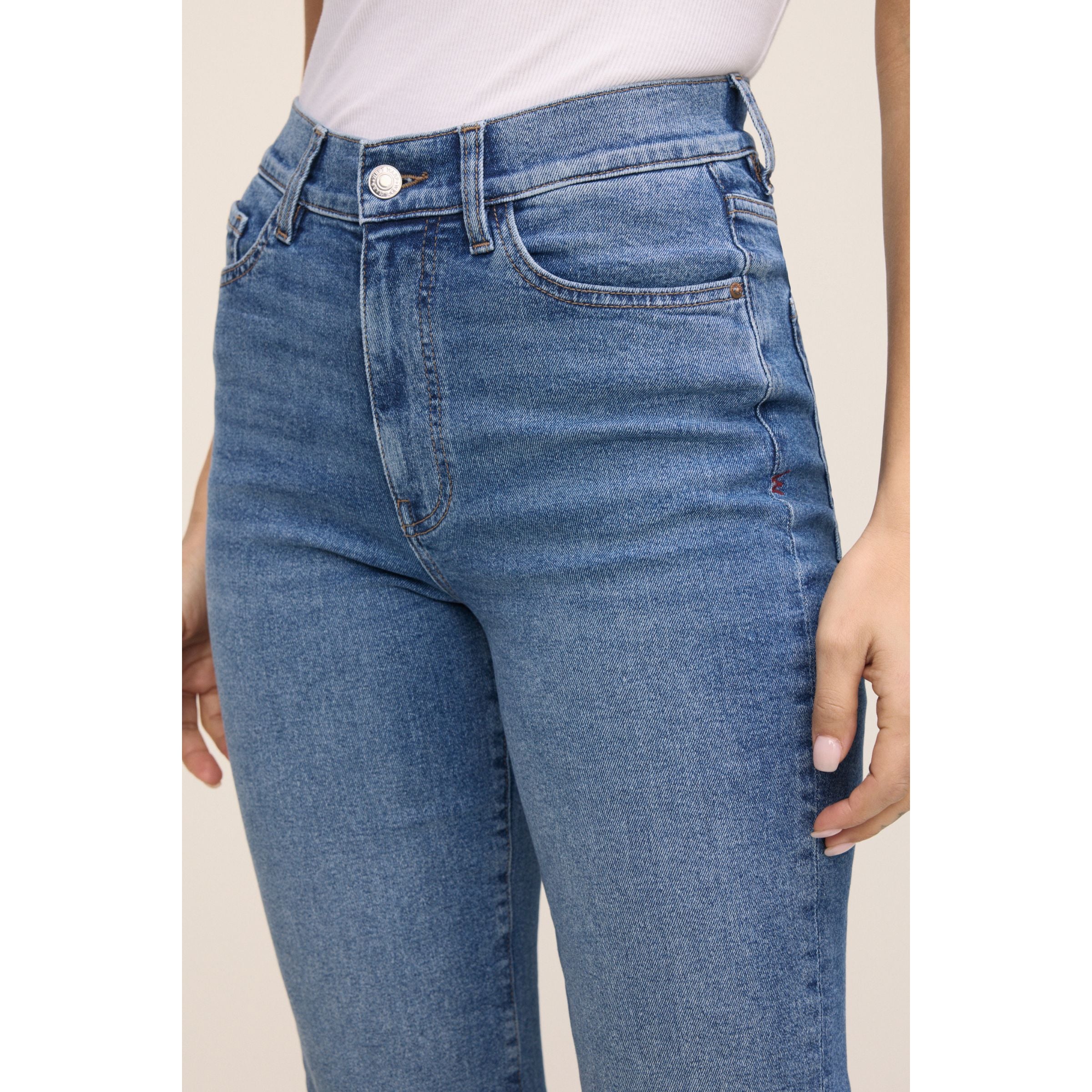 Warp + Weft Denim ASE Cropped Jeans — Everafter