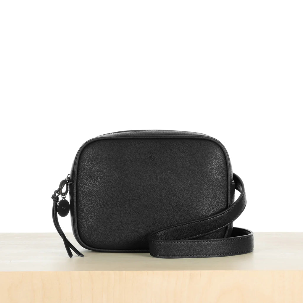 Belt Bag — Black Pebble