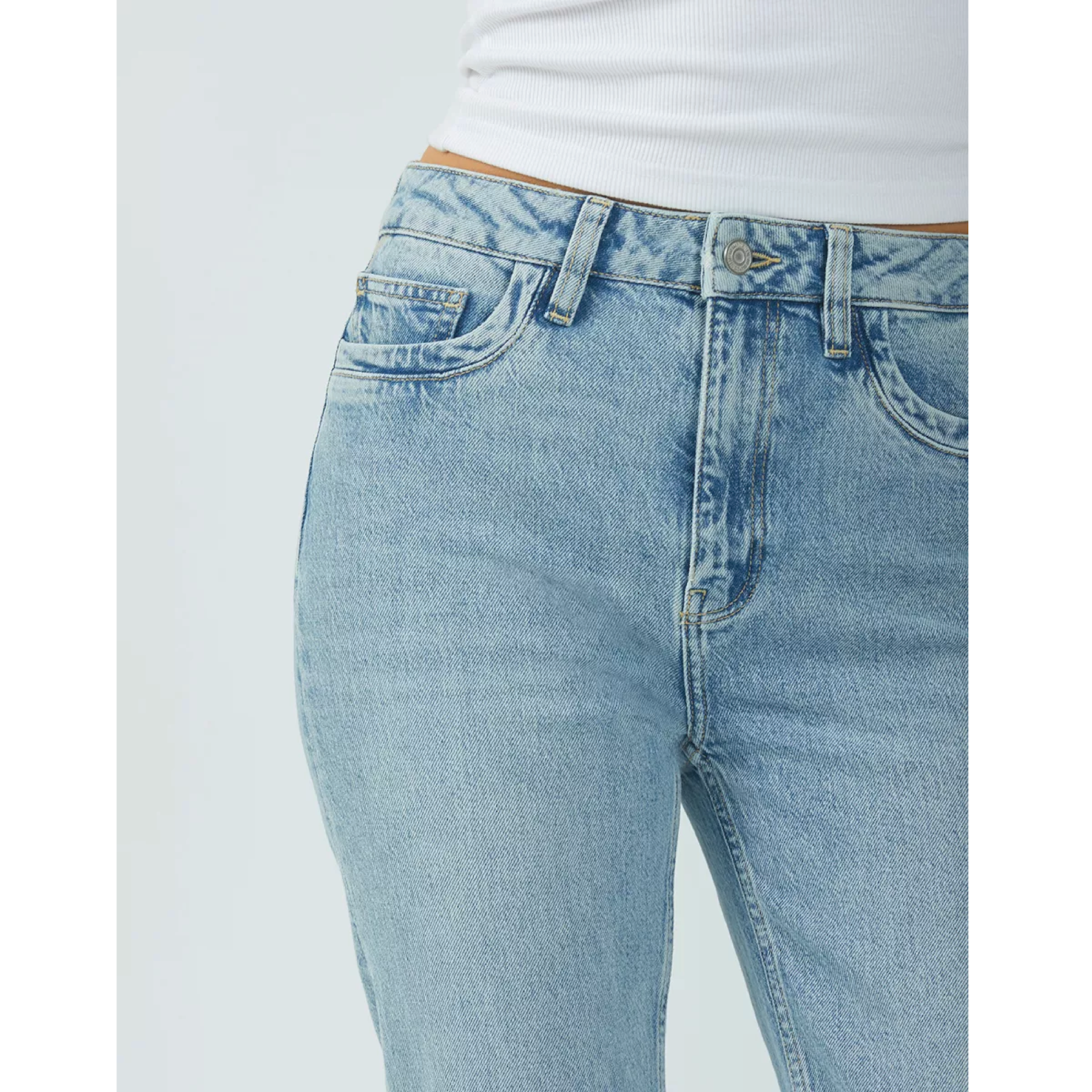 Reiko Miloevo Straight Jeans — Denim 458