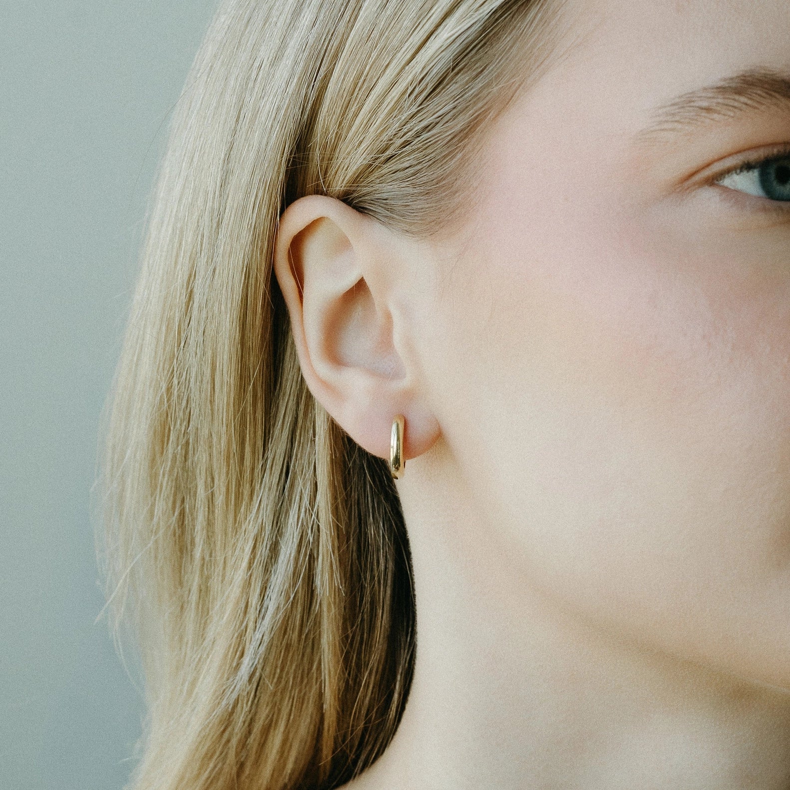 Mini Essential Hoops Earrings - Public Mercantile